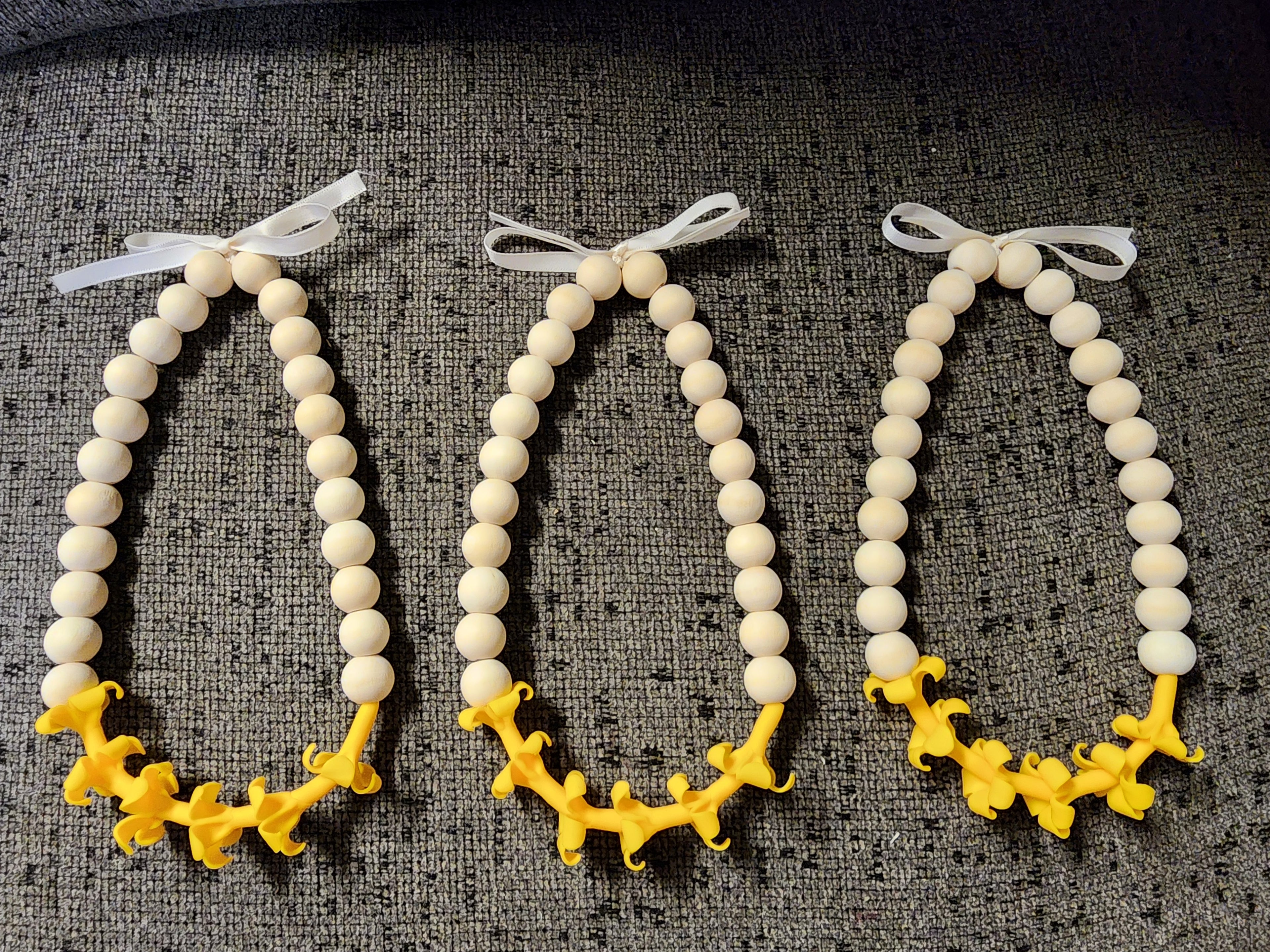PUAKENIKENI FOREVER FLOWER CAR LEIS (all colors)